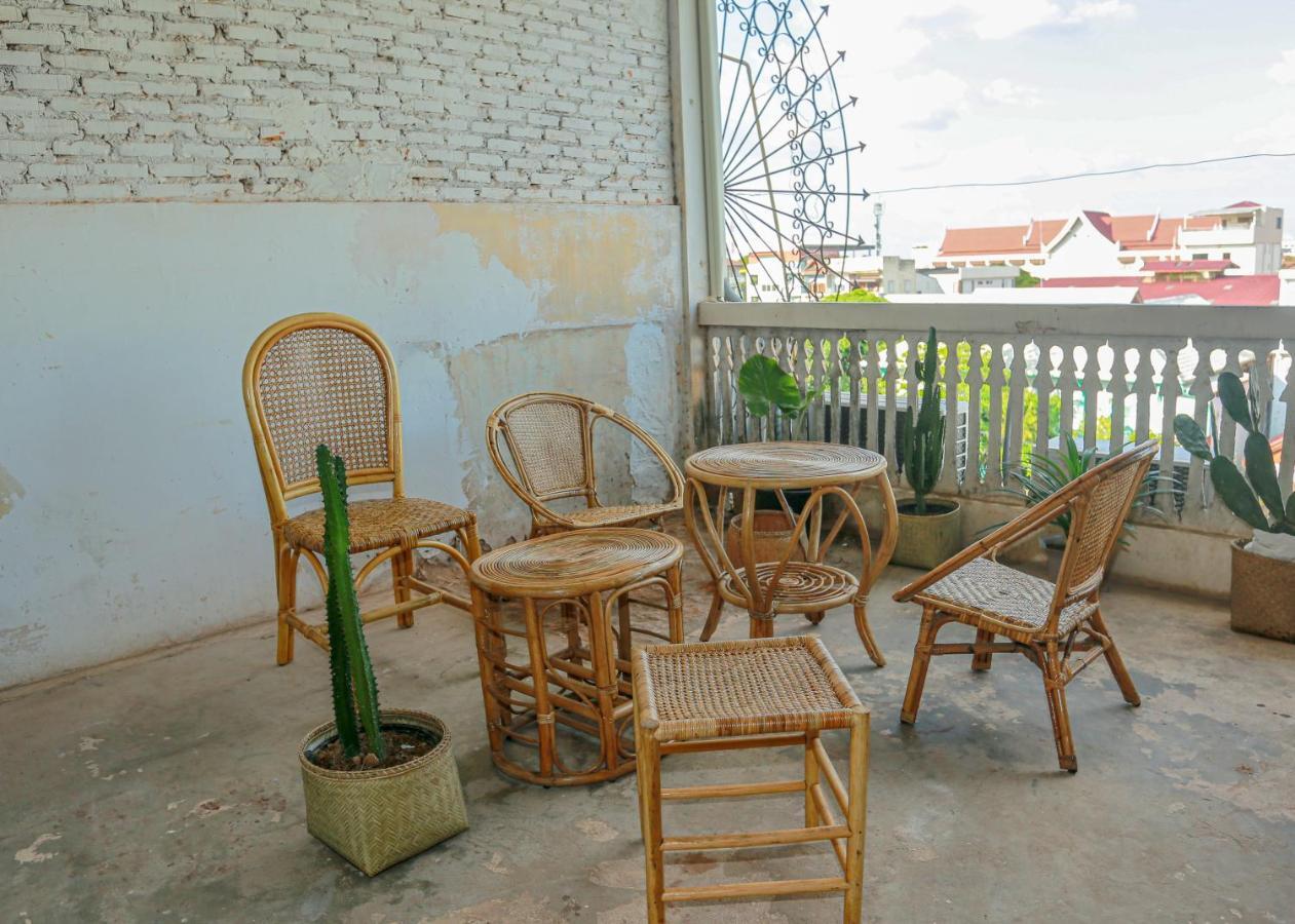 Petit Espace Boutique Hostel Vientiane Exterior foto